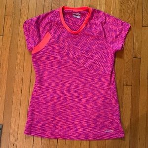 Saucony Short Sleeved Athletic Top